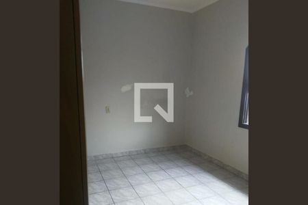 Casa à venda com 3 quartos, 148m² em Vila Antonieta, São Paulo