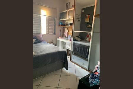 Casa à venda com 5 quartos, 230m² em Vila Antonieta, São Paulo