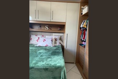 Casa à venda com 5 quartos, 230m² em Vila Antonieta, São Paulo