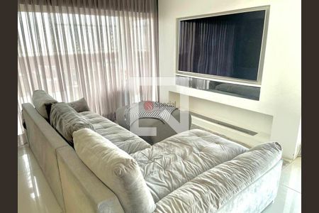 Apartamento à venda com 2 quartos, 180m² em Vila Regente Feijó, São Paulo