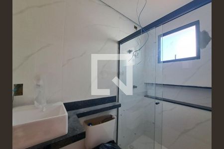 Casa à venda com 2 quartos, 129m² em Vila Carrão, São Paulo