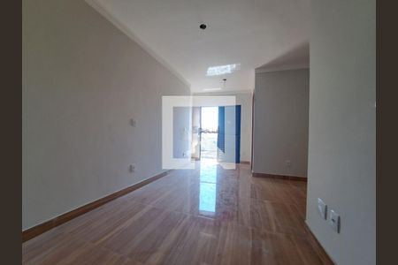 Casa à venda com 2 quartos, 129m² em Vila Carrão, São Paulo
