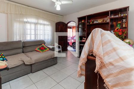 Sala de casa à venda com 6 quartos, 200m² em Jardim Vila Formosa, São Paulo