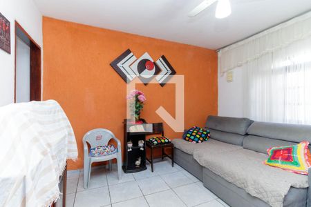 Sala de casa à venda com 6 quartos, 200m² em Jardim Vila Formosa, São Paulo