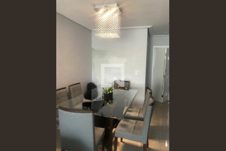 Casa à venda com 3 quartos, 150m² em Vila Carrão, São Paulo