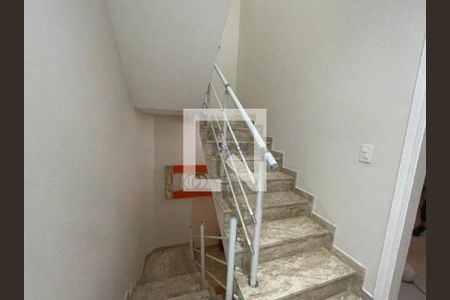 Casa à venda com 4 quartos, 250m² em Vila Carrão, São Paulo