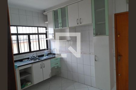 Casa à venda com 3 quartos, 150m² em Vila Antonina, São Paulo