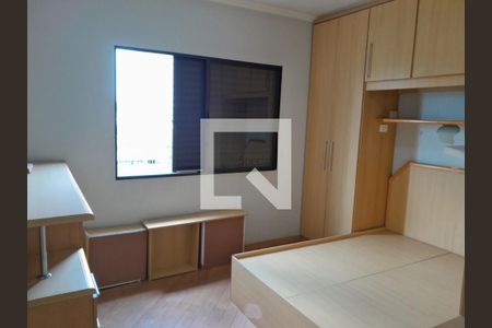 Casa à venda com 3 quartos, 150m² em Vila Antonina, São Paulo