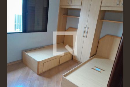 Casa à venda com 3 quartos, 150m² em Vila Antonina, São Paulo