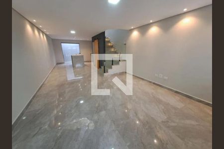 Casa à venda com 3 quartos, 135m² em Vila Carrão, São Paulo