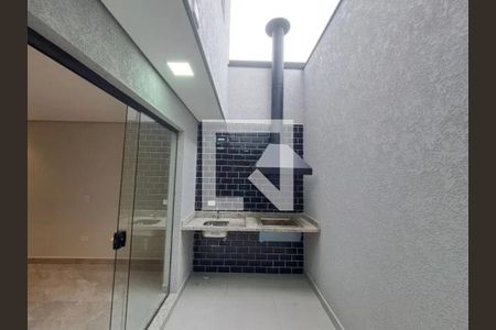 Casa à venda com 3 quartos, 135m² em Vila Carrão, São Paulo