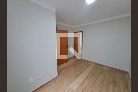 Casa à venda com 3 quartos, 135m² em Vila Carrão, São Paulo