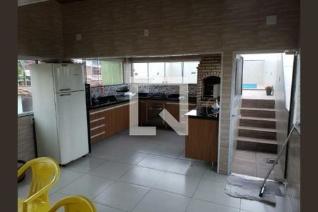 Casa à venda com 3 quartos, 278m² em Penha de França, São Paulo