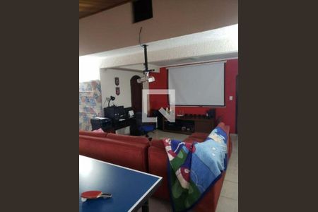 Casa à venda com 3 quartos, 278m² em Penha de França, São Paulo