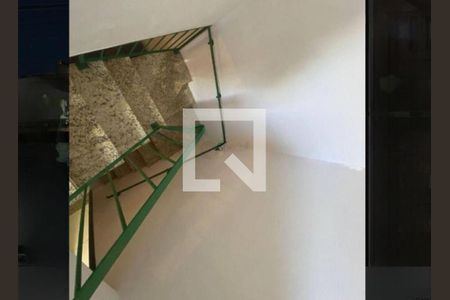 Casa à venda com 3 quartos, 159m² em Vila Carrão, São Paulo