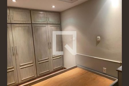 Apartamento à venda com 4 quartos, 236m² em Vila Gomes Cardim, São Paulo