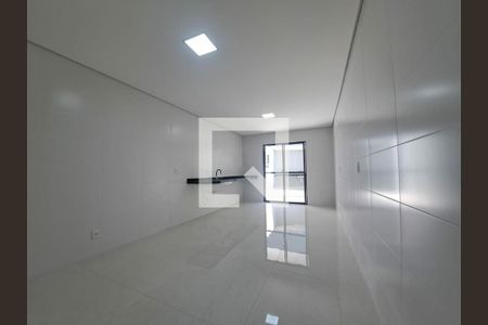 Casa à venda com 3 quartos, 135m² em Vila Carrão, São Paulo
