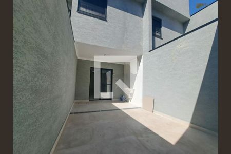 Casa à venda com 3 quartos, 135m² em Vila Carrão, São Paulo