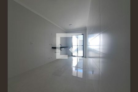 Casa à venda com 2 quartos, 105m² em Vila Carrão, São Paulo