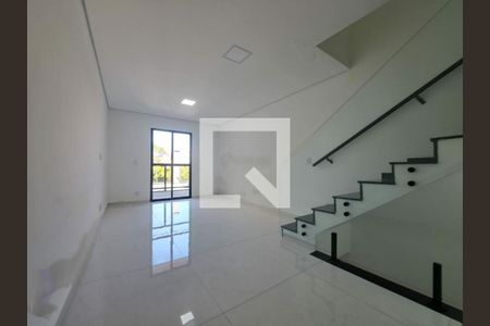 Casa à venda com 2 quartos, 105m² em Vila Carrão, São Paulo
