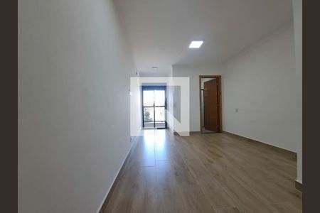Casa à venda com 2 quartos, 105m² em Vila Carrão, São Paulo