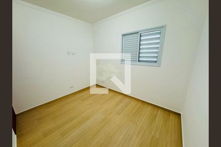 Casa à venda com 3 quartos, 110m² em Jardim Record, São Paulo