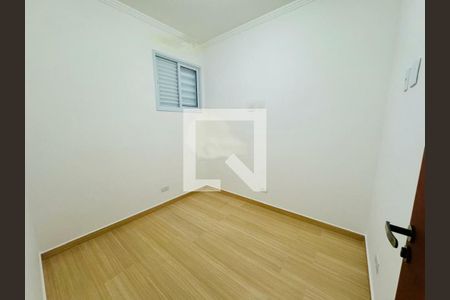 Casa à venda com 3 quartos, 110m² em Jardim Record, São Paulo