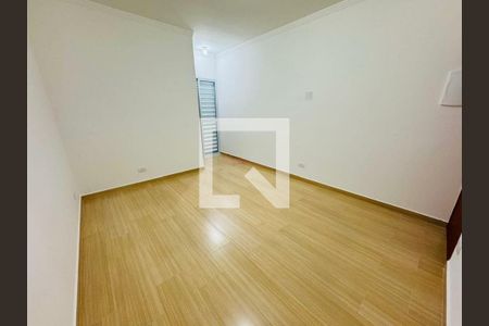 Casa à venda com 3 quartos, 110m² em Jardim Record, São Paulo