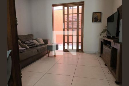 Casa à venda com 4 quartos, 400m² em Vila Gomes Cardim, São Paulo