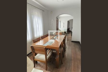 Casa à venda com 4 quartos, 400m² em Vila Gomes Cardim, São Paulo