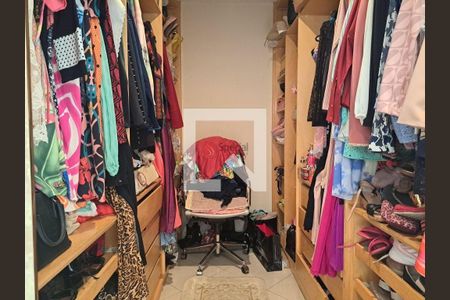 Casa à venda com 3 quartos, 340m² em Vila Santa Isabel, São Paulo