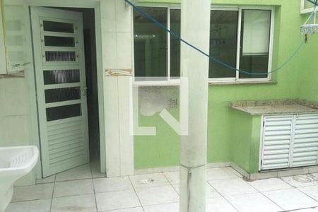 Casa à venda com 3 quartos, 120m² em Vila Carrão, São Paulo