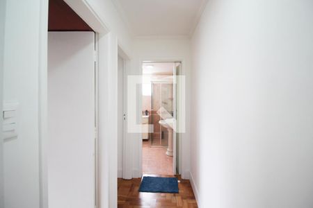 Corredor  de apartamento à venda com 2 quartos, 84m² em Vila Olímpia, São Paulo