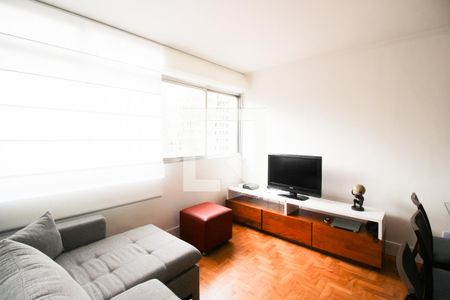 Sala de apartamento à venda com 2 quartos, 84m² em Vila Olímpia, São Paulo