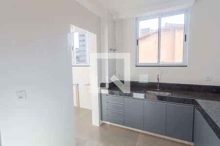 Cozinha de apartamento para alugar com 4 quartos, 140m² em Fernão Dias, Belo Horizonte