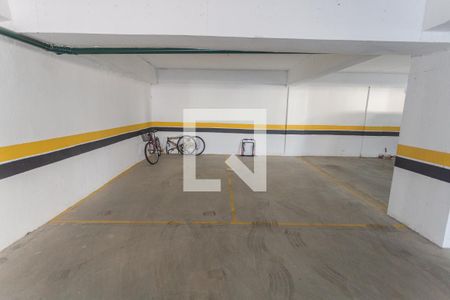 Garagem de apartamento para alugar com 4 quartos, 140m² em Fernão Dias, Belo Horizonte