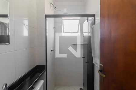 Banheiro de apartamento para alugar com 1 quarto, 32m² em Cangaiba, São Paulo