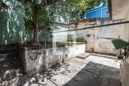 Quintal de casa à venda com 4 quartos, 269m² em Vila Monumento, São Paulo