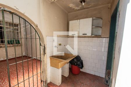 Lavanderia de casa à venda com 4 quartos, 269m² em Vila Monumento, São Paulo