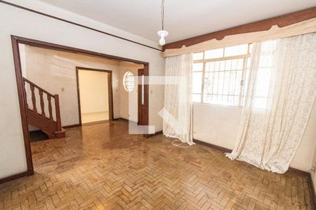 Sala de casa à venda com 4 quartos, 269m² em Vila Monumento, São Paulo