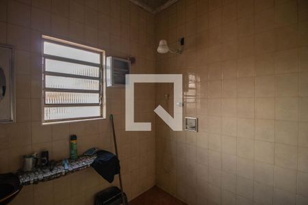 Banheiro de casa à venda com 2 quartos, 100m² em Vila Constança, São Paulo