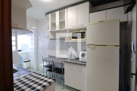 Cozinha de apartamento à venda com 2 quartos, 75m² em Centro, Canoas