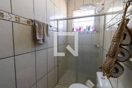Banheiro de apartamento à venda com 3 quartos, 97m² em Cristal, Porto Alegre