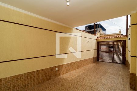 Garagem de casa à venda com 3 quartos, 107m² em Vila Medeiros, São Paulo