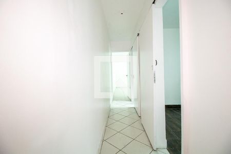 Corredor de casa para alugar com 2 quartos, 60m² em Cidade Industrial de Curitiba, Curitiba