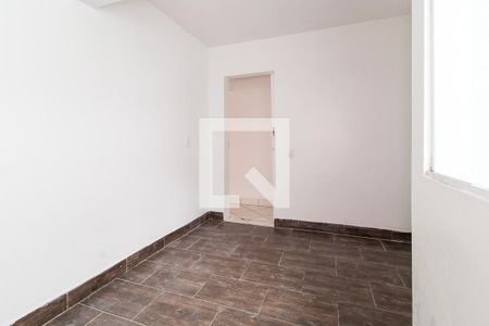 Quarto 1 de casa para alugar com 2 quartos, 60m² em Cidade Industrial de Curitiba, Curitiba