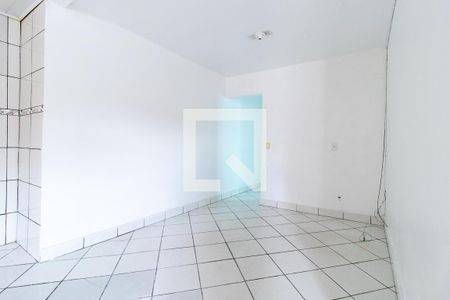 Sala de casa para alugar com 2 quartos, 60m² em Cidade Industrial de Curitiba, Curitiba