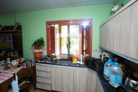 Cozinha de casa à venda com 3 quartos, 70m² em São Luís, Canoas