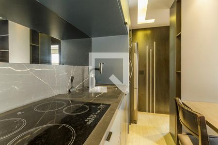 Cozinha de apartamento para alugar com 1 quarto, 64m² em Vila Nova Conceição, São Paulo