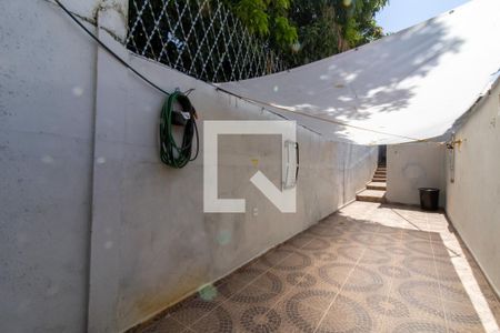 Area Externa de casa para alugar com 3 quartos, 300m² em Vila Lanzara, Guarulhos